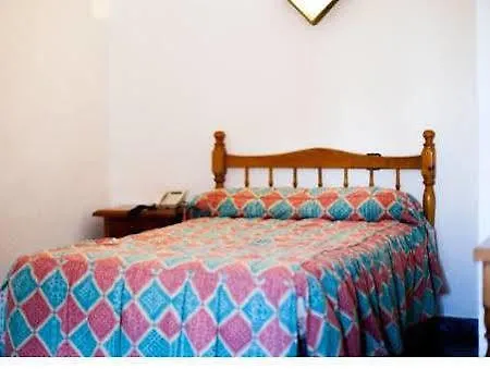 Hotel El Meson De Despenaperros 2*